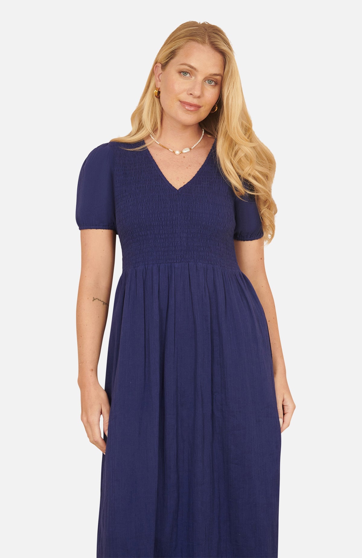 thumbnail image 4 of Yumi Double Cotton Ruched Midi Dress - Navy, 4, 4 of 5