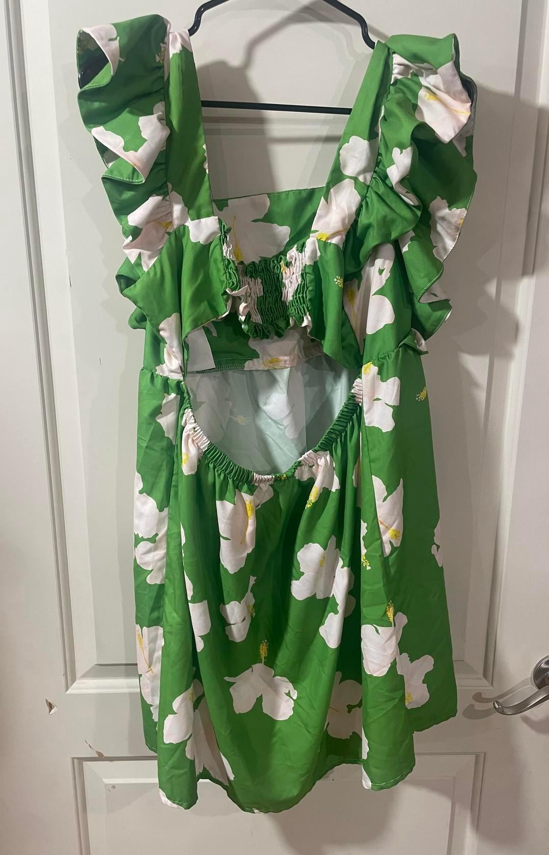 thumbnail image 6 of The Lulo Project Floral Dress Women's XL Green Square Neck Retail:$310.00, 6 of 6