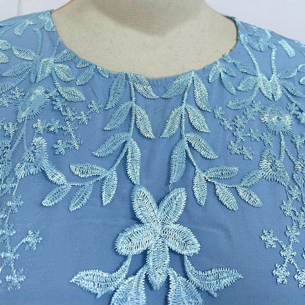 thumbnail image 3 of Uootdi Plus Size Dresses for Women Crew Neck 3/4 Sleeve Embroidered Dresses Elegant Formal Midi Dresses Party Wear Gift, 3 of 6